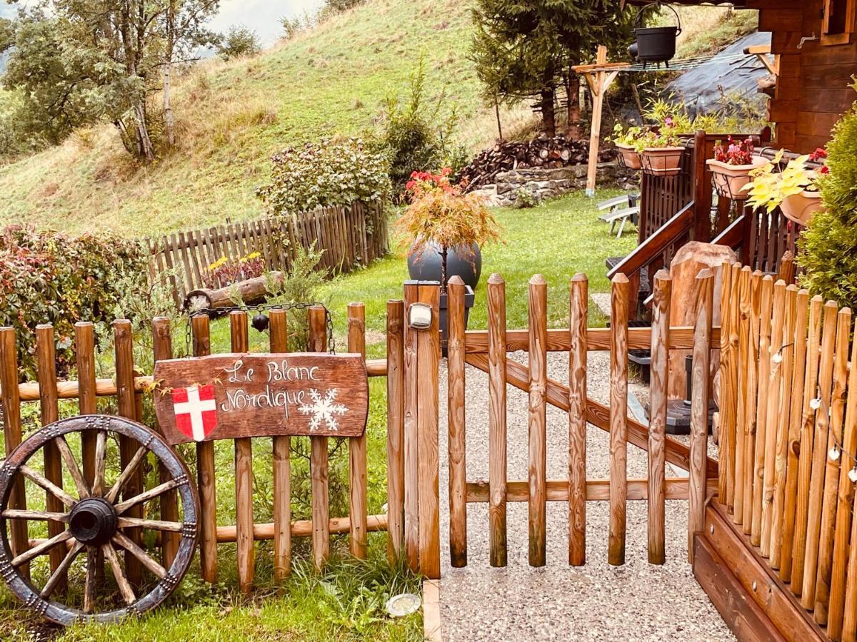 Le Blanc Nordique Le Bouchet-Mont Charvin Exterior foto